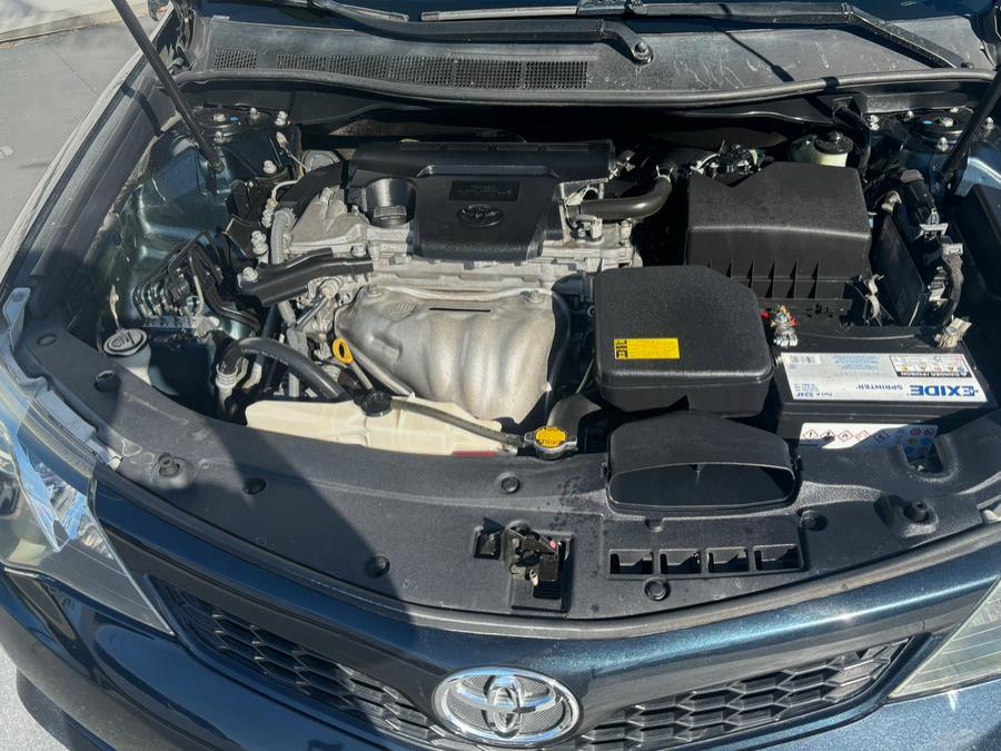 2014 Toyota Camry L photo