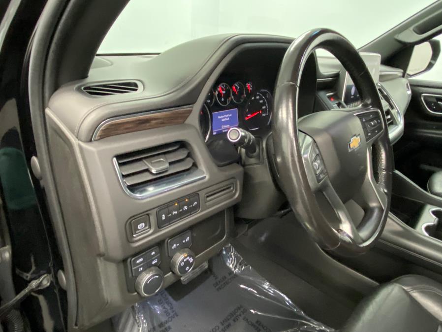 2021 Chevrolet Suburban 4WD 4dr LT photo