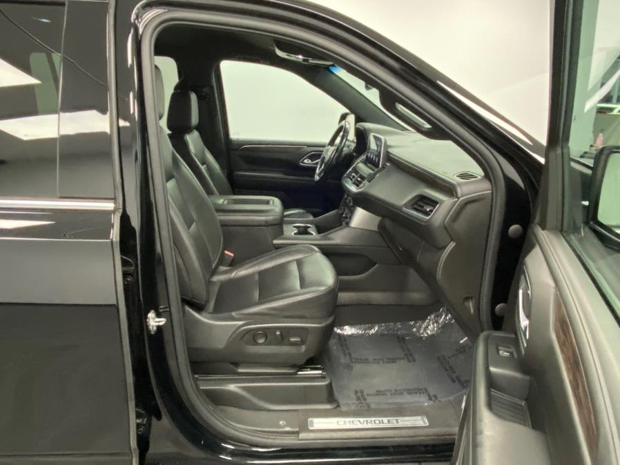 2021 Chevrolet Suburban 4WD 4dr LT photo
