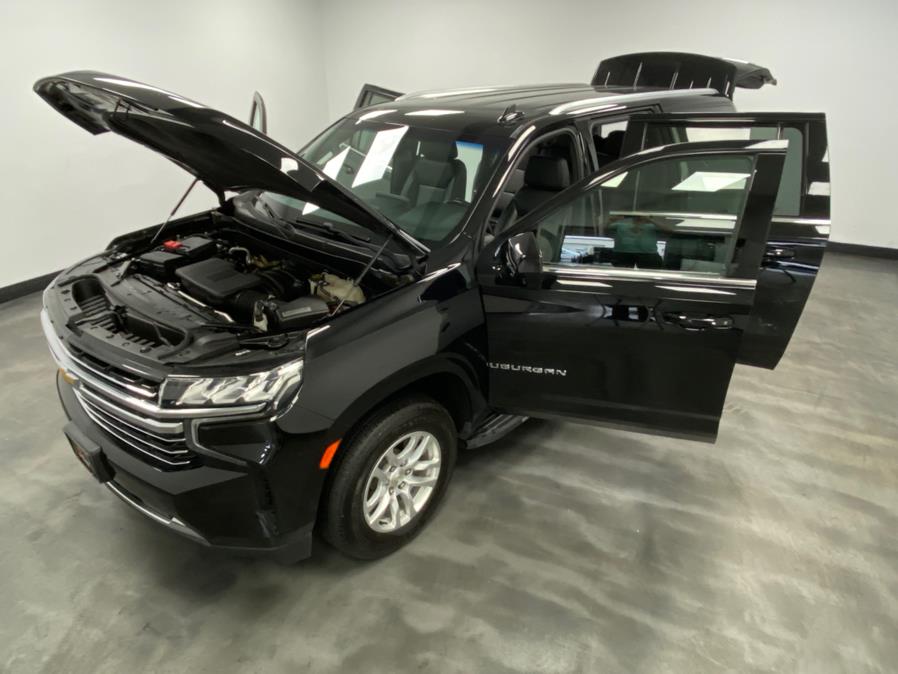2021 Chevrolet Suburban 4WD 4dr LT photo