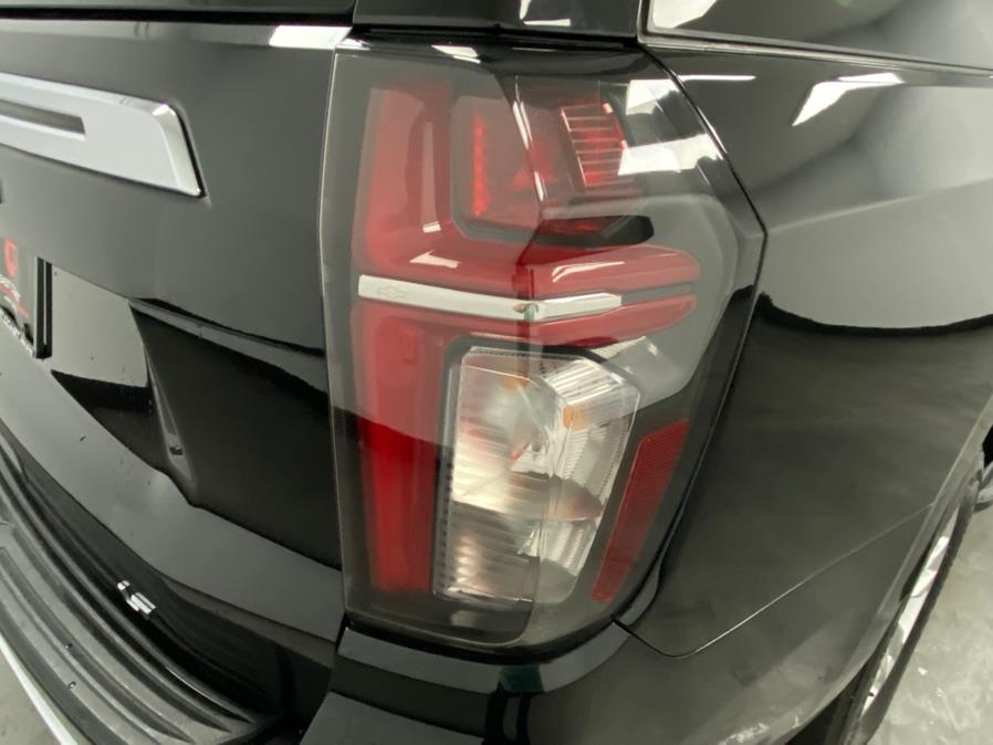 2021 Chevrolet Suburban 4WD 4dr LT photo