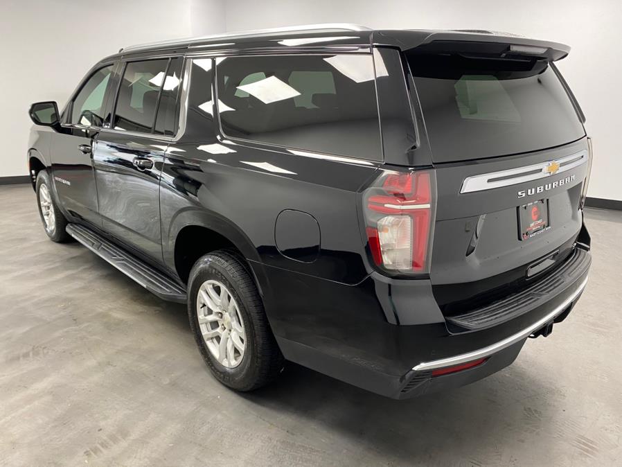 2021 Chevrolet Suburban 4WD 4dr LT photo