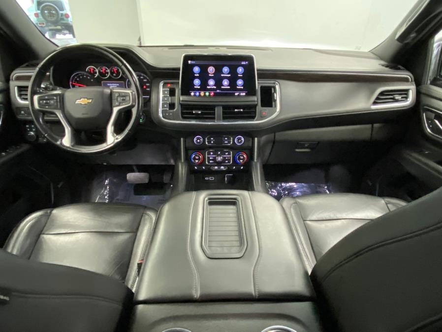 2021 Chevrolet Suburban 4WD 4dr LT photo