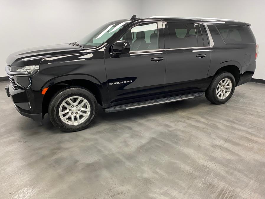 2021 Chevrolet Suburban 4WD 4dr LT photo