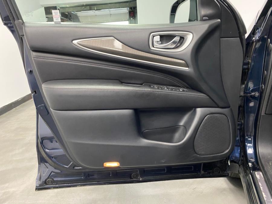 2020 Infiniti QX60 LUXE AWD photo