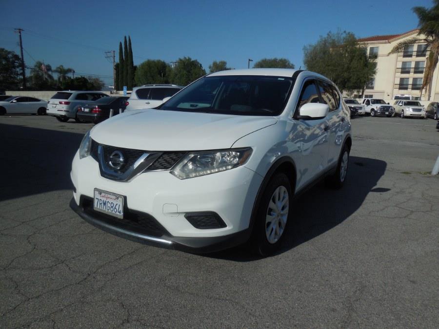 2016 Nissan Rogue FWD 4dr SV photo