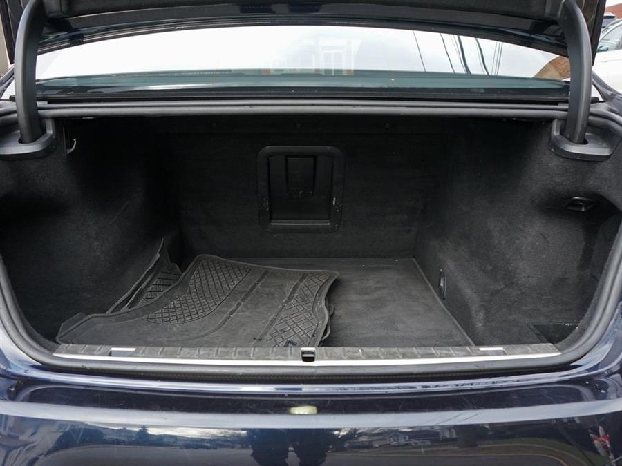 2022 BMW 7-Series 750i xDrive photo