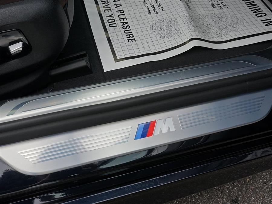 2022 BMW 7-Series 750i xDrive photo