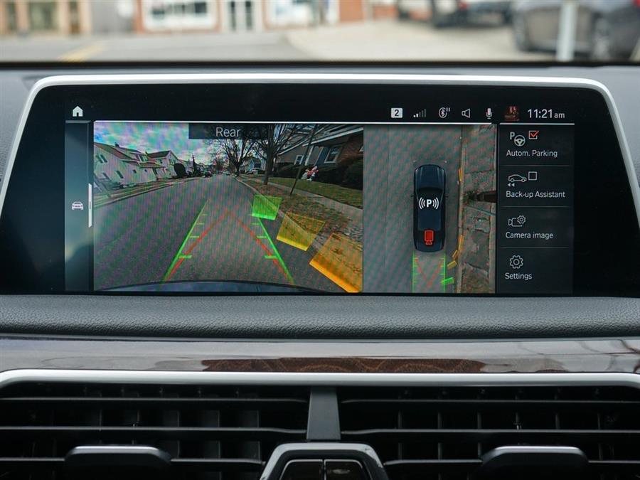 2022 BMW 7-Series 750i xDrive photo