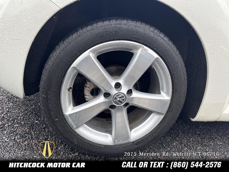 2007 Volkswagen New Beetle Triple White photo