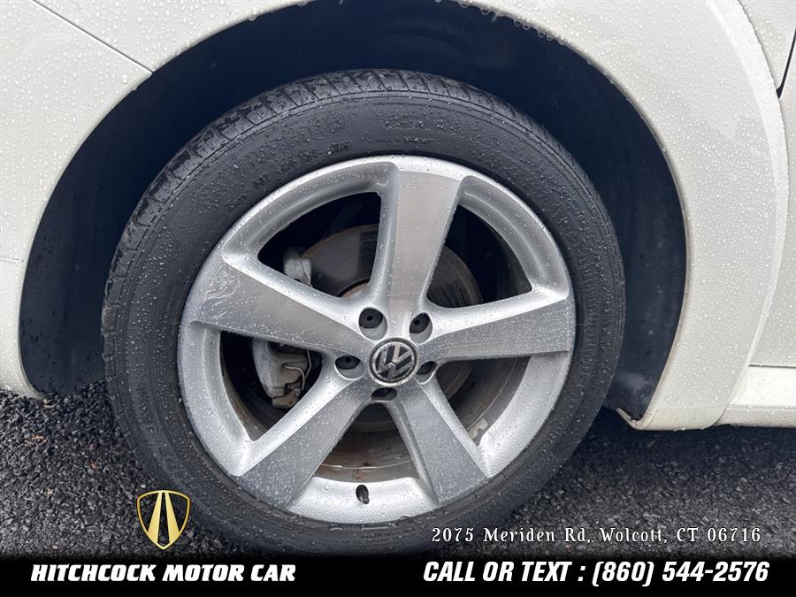 2007 Volkswagen New Beetle Triple White photo