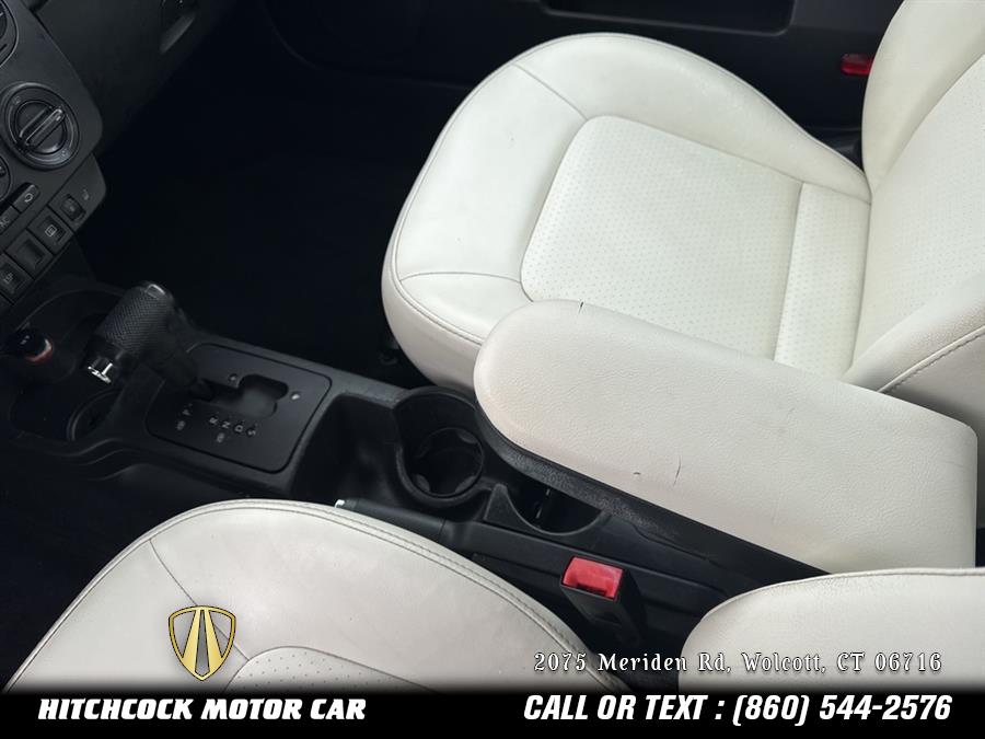 2007 Volkswagen New Beetle Triple White photo
