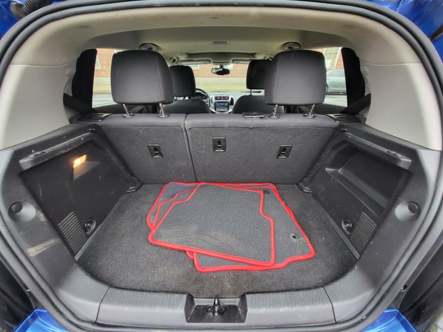 2018 Chevrolet Sonic 5dr HB Manual LT photo