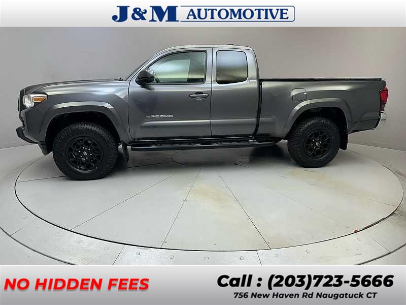 2021 Toyota Tacoma SR5 photo