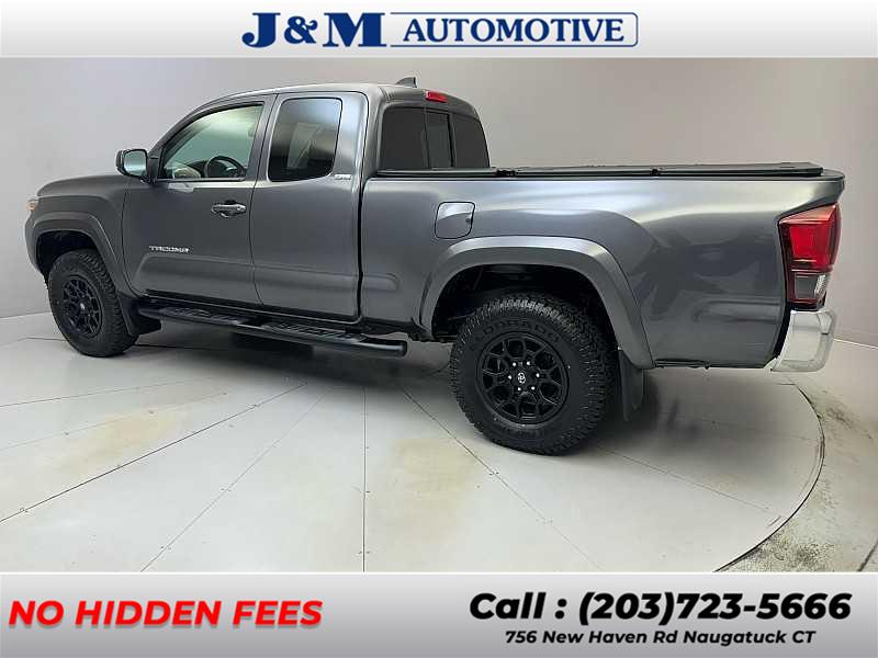 2021 Toyota Tacoma SR5 photo