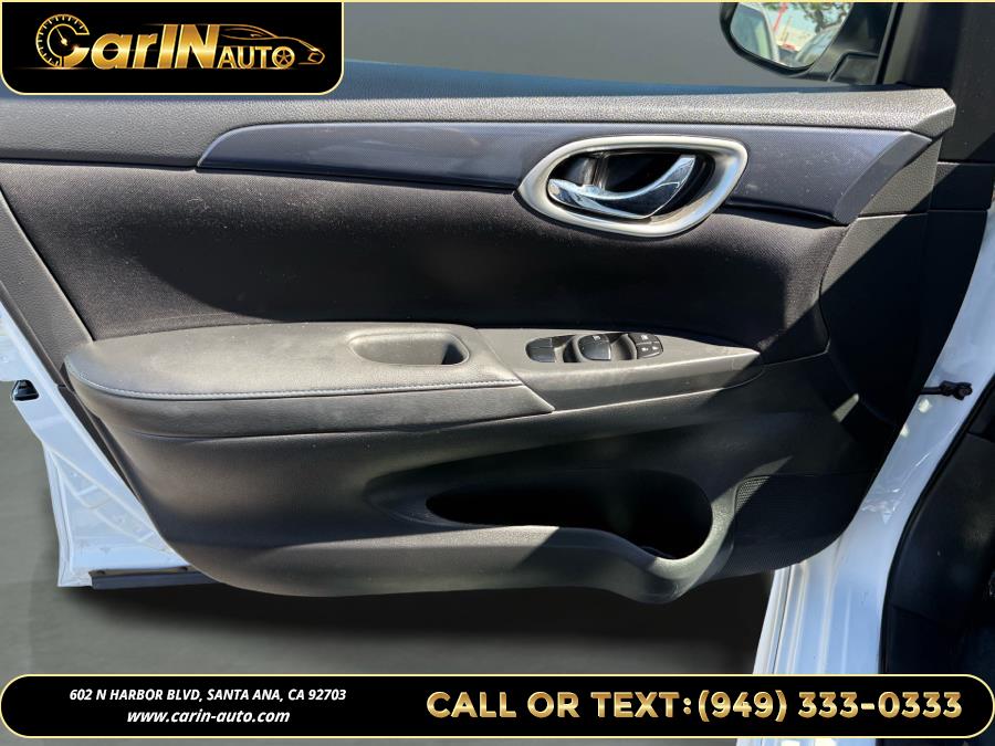 2016 Nissan Sentra 4dr Sdn I4 CVT SR photo