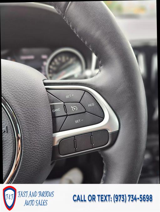 2019 Jeep Compass Altitude Sport Utility 4D photo