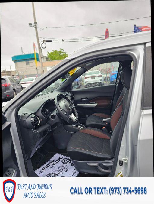 2020 Nissan Kicks SR Sport Utility 4D photo