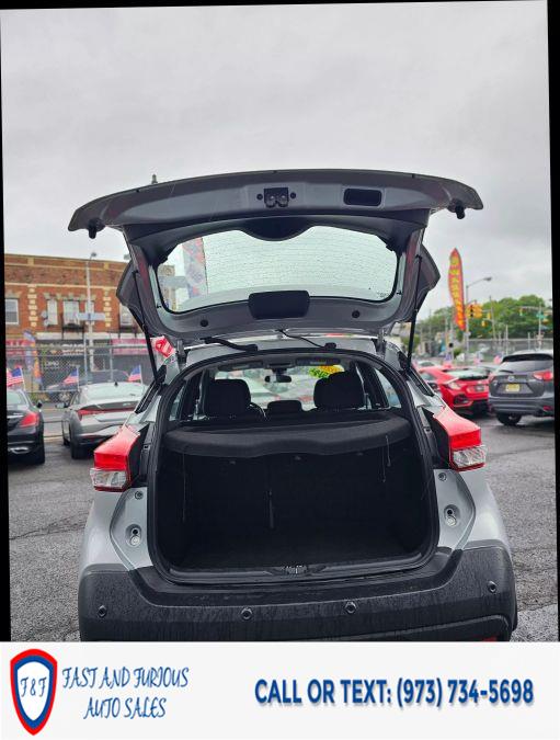 2020 Nissan Kicks SR Sport Utility 4D photo