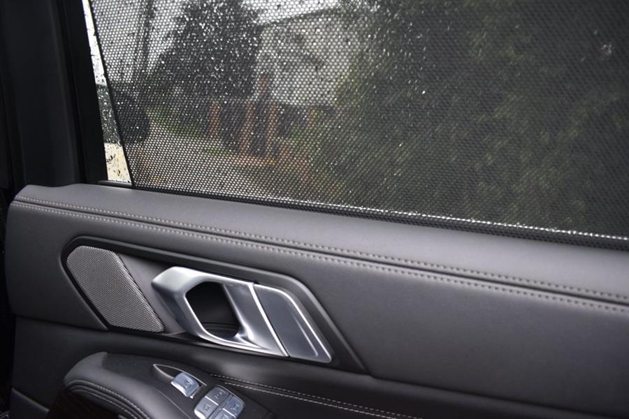 2024 BMW X7 xDrive40i photo