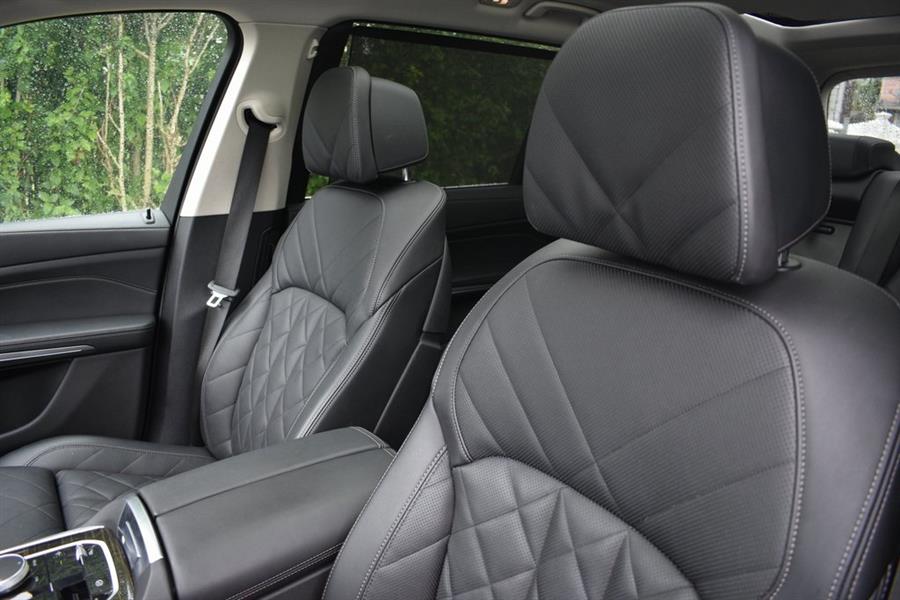 2024 BMW X7 xDrive40i photo