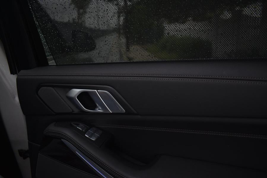 2024 BMW X7 xDrive40i photo