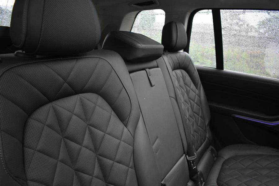 2024 BMW X7 xDrive40i photo