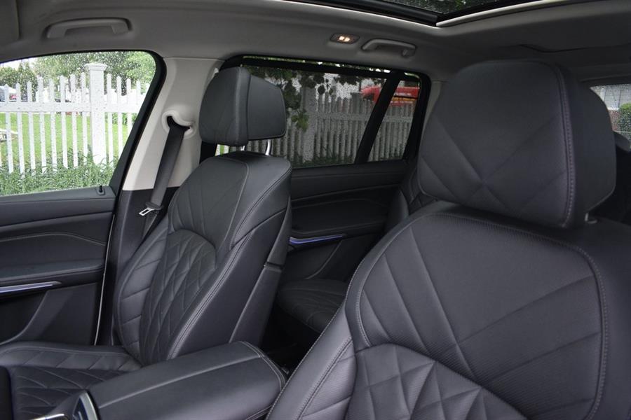 2024 BMW X7 xDrive40i photo