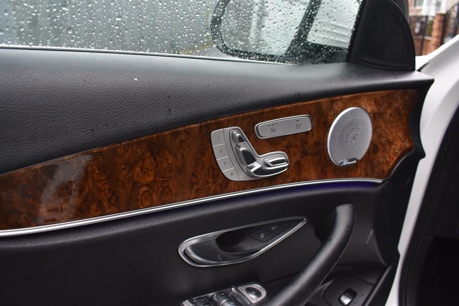 2020 Mercedes-Benz E-Class E 350 photo