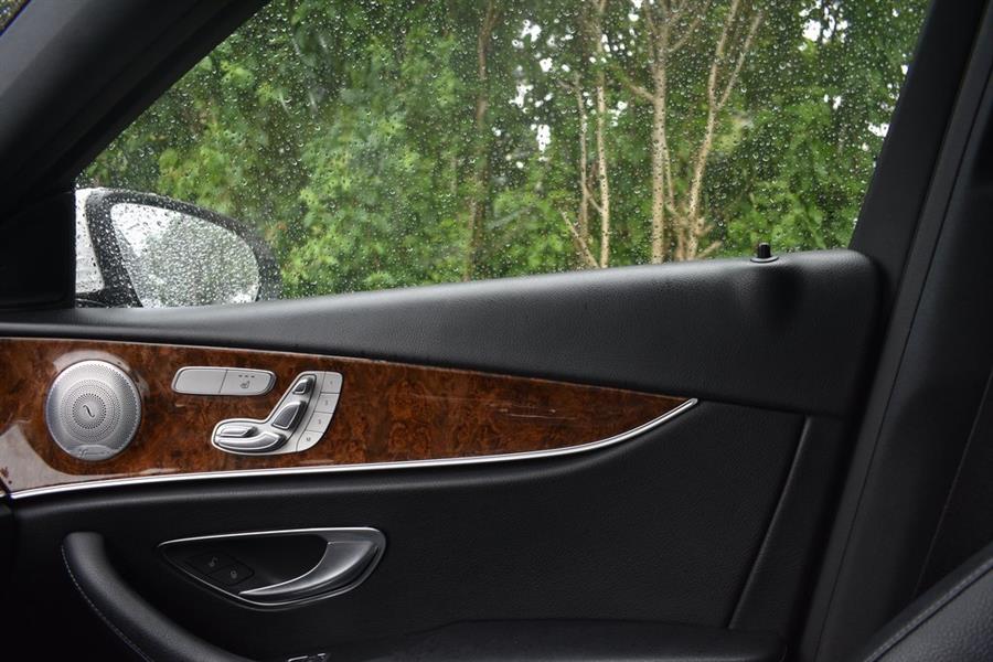 2020 Mercedes-Benz E-Class E 350 photo