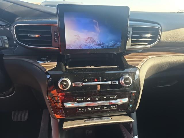 2023 Ford Explorer Limited 4WD photo