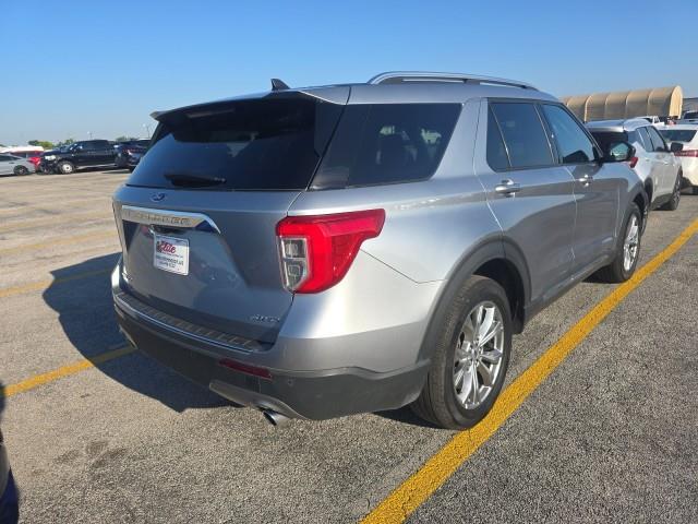 2023 Ford Explorer Limited 4WD photo