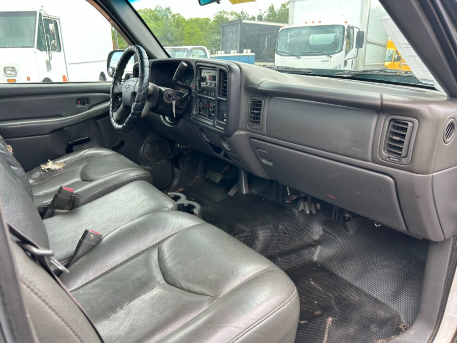 2006 Chevrolet Silverado 2500HD Reg Cab 133