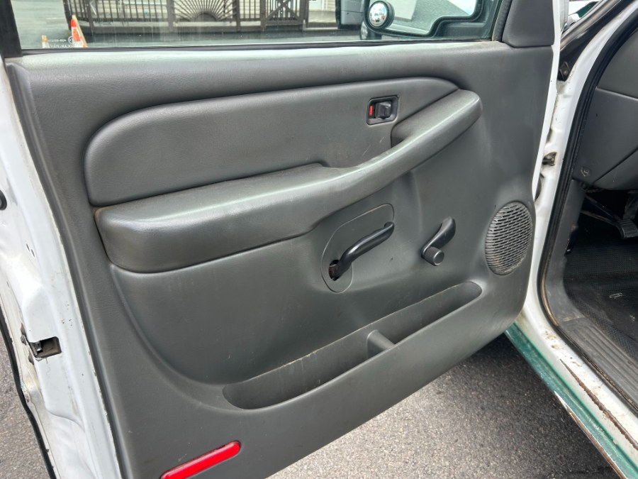 2006 Chevrolet Silverado 2500HD Reg Cab 133