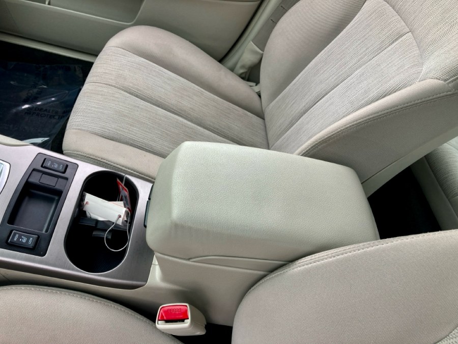 2013 Subaru Legacy 2.5i Sport photo