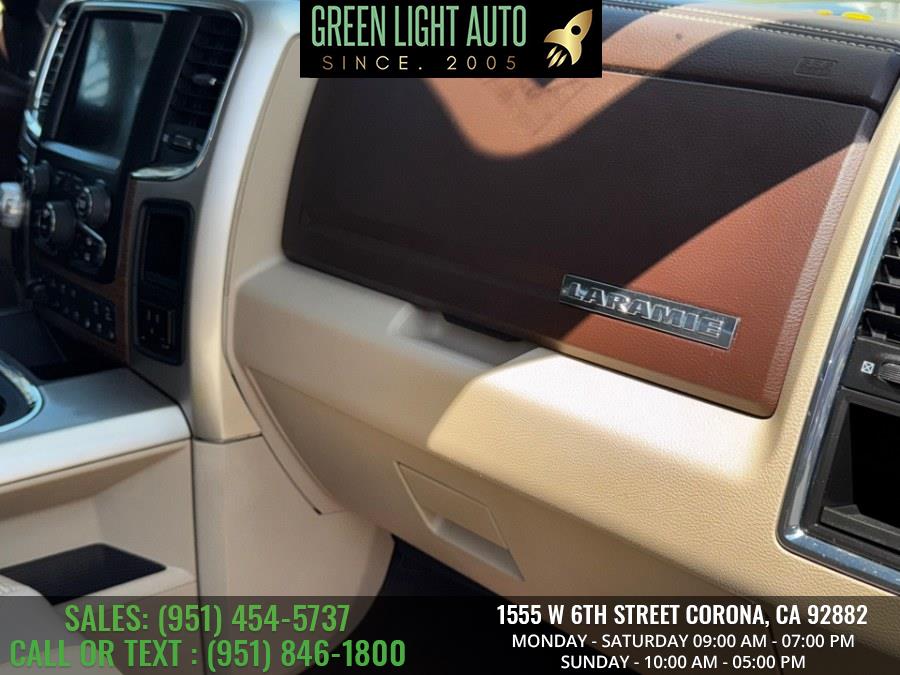 2016 RAM 1500 4WD Crew Cab 140.5