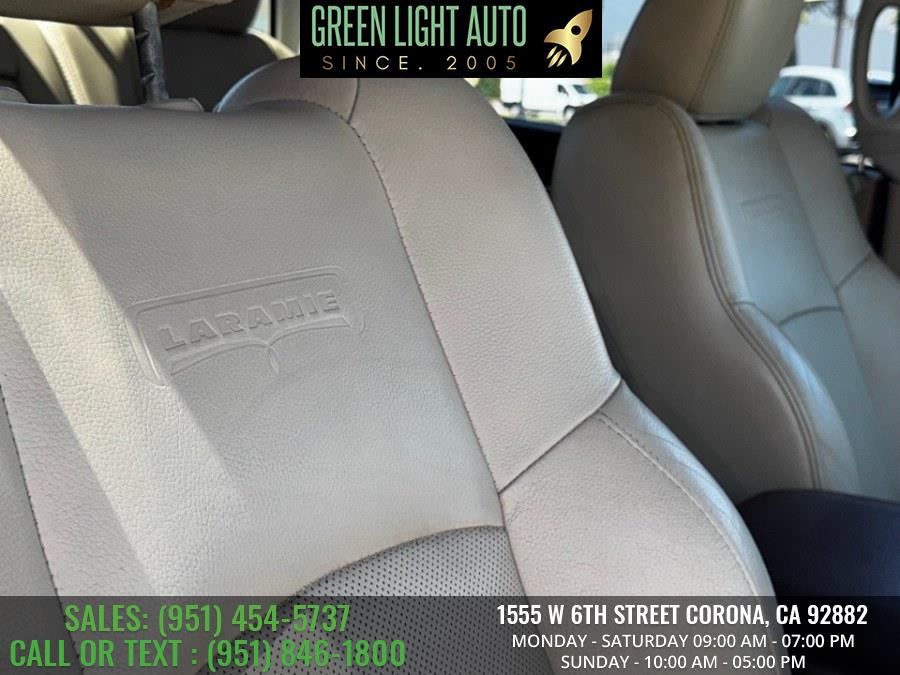2016 RAM 1500 4WD Crew Cab 140.5