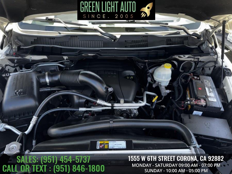 2016 RAM 1500 4WD Crew Cab 140.5