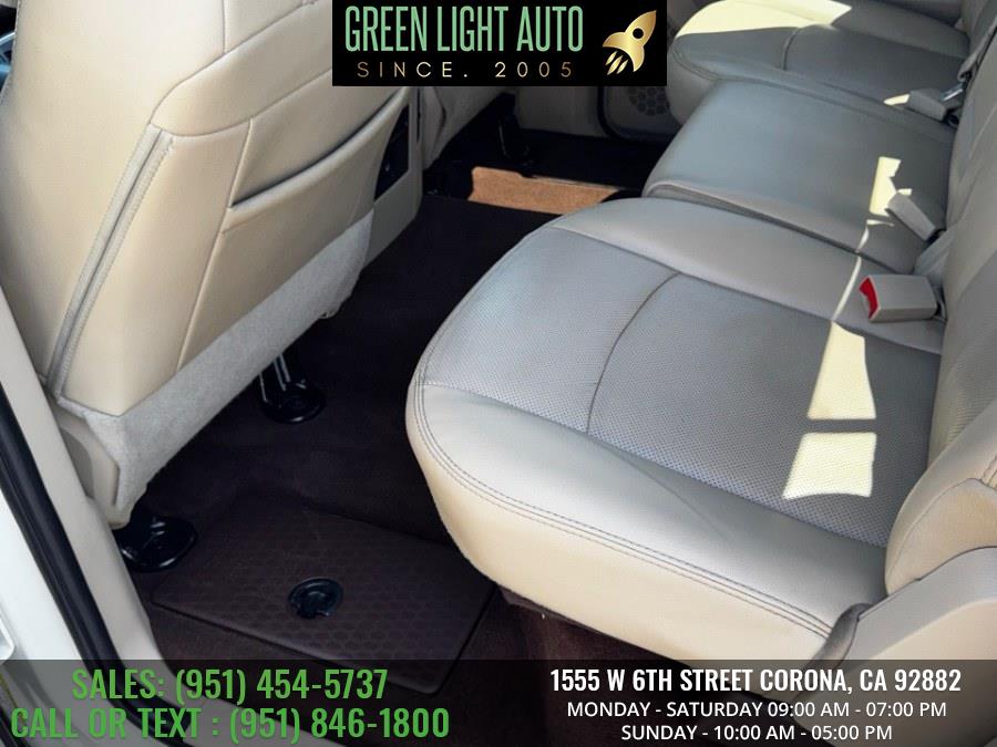 2016 RAM 1500 4WD Crew Cab 140.5