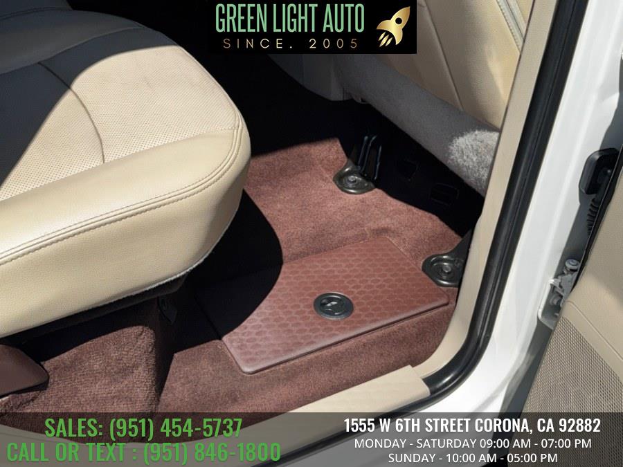 2016 RAM 1500 4WD Crew Cab 140.5