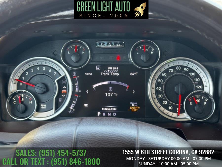 2016 RAM 1500 4WD Crew Cab 140.5