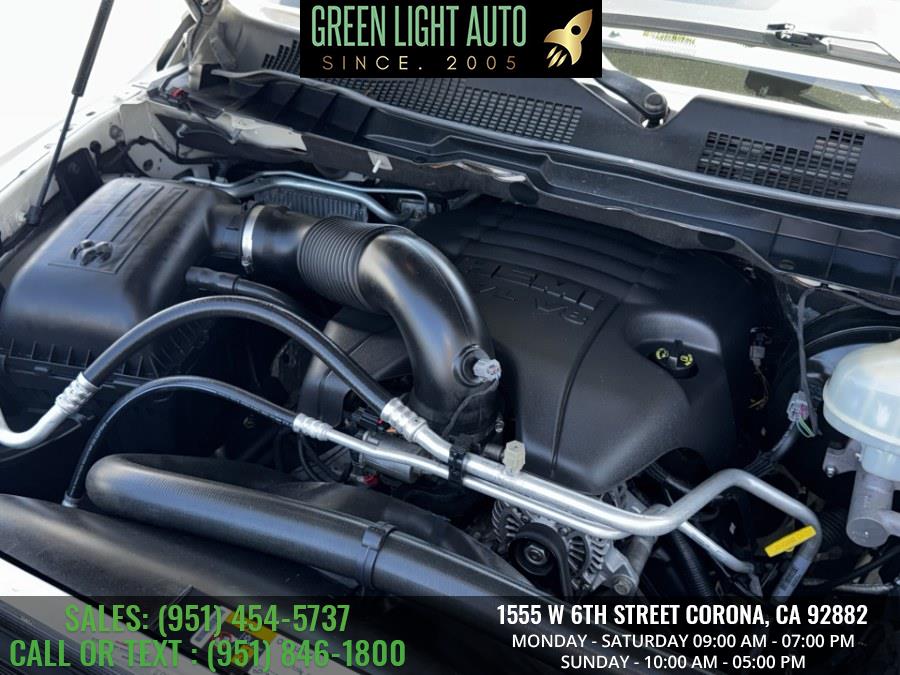 2016 RAM 1500 4WD Crew Cab 140.5