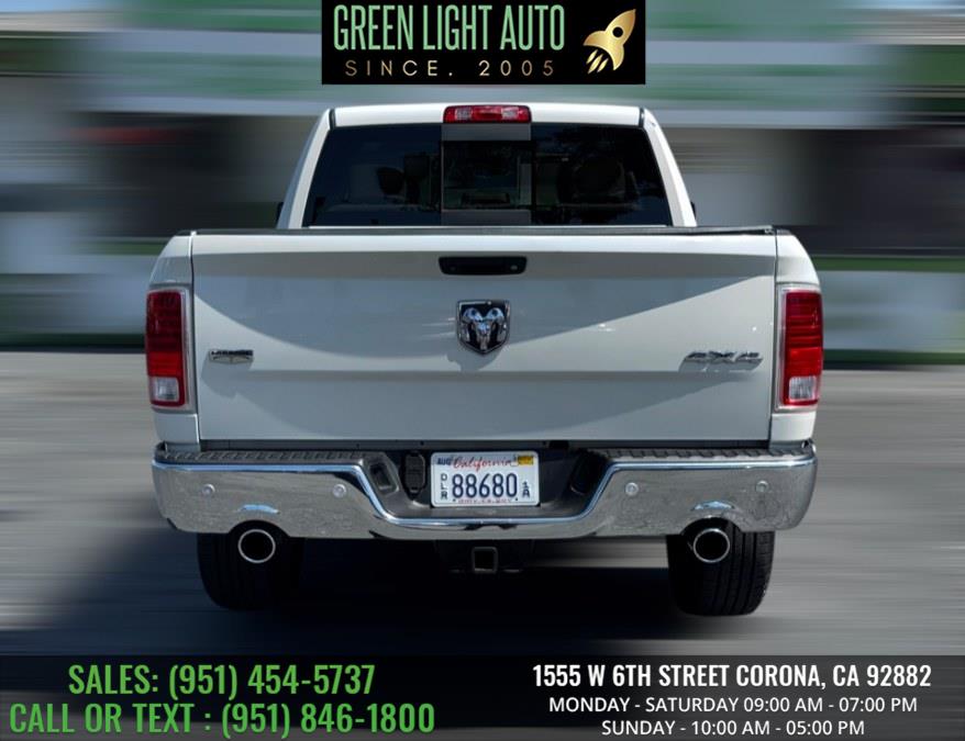 2016 RAM 1500 4WD Crew Cab 140.5