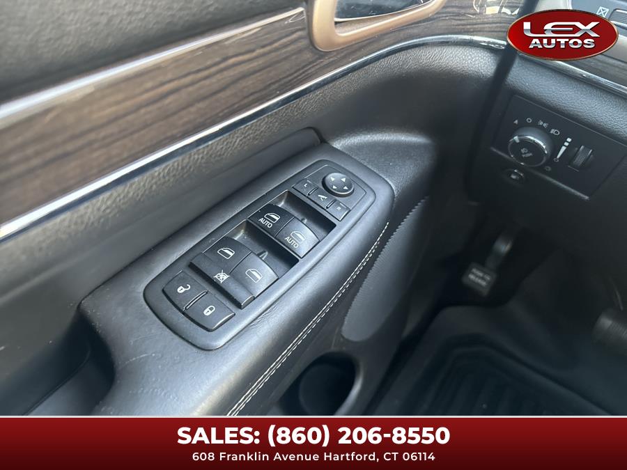 2017 Jeep Grand Cherokee Overland 4x4 photo