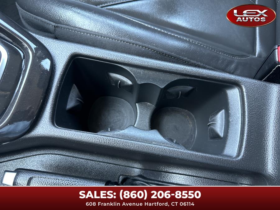 2015 Ford Focus 5dr HB Titanium photo