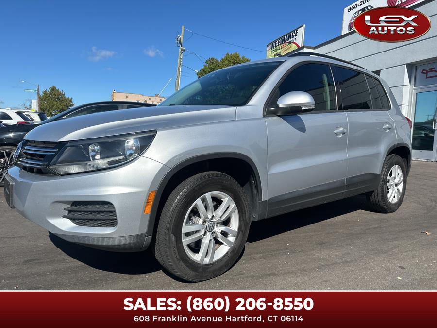 2015 Volkswagen Tiguan 2WD 4dr Auto S photo