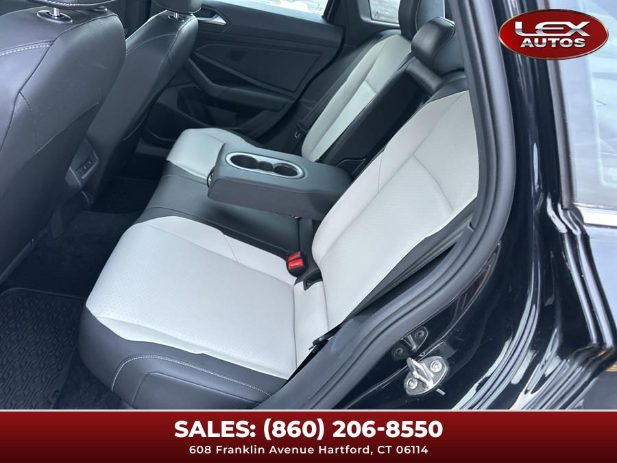 2021 Volkswagen Jetta R-Line Auto photo