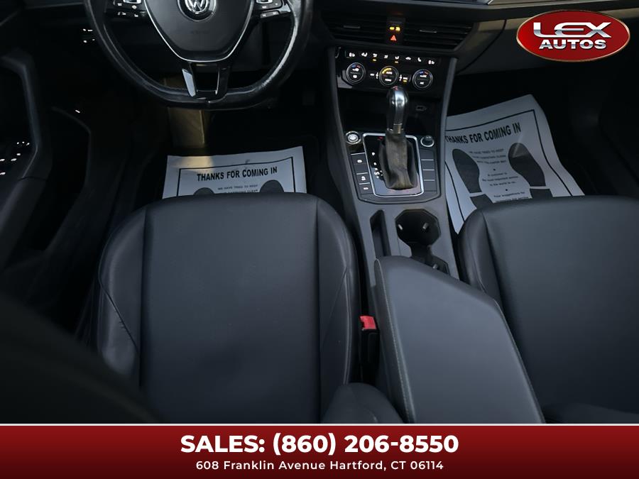 2019 Volkswagen Jetta SE Auto w/SULEV photo