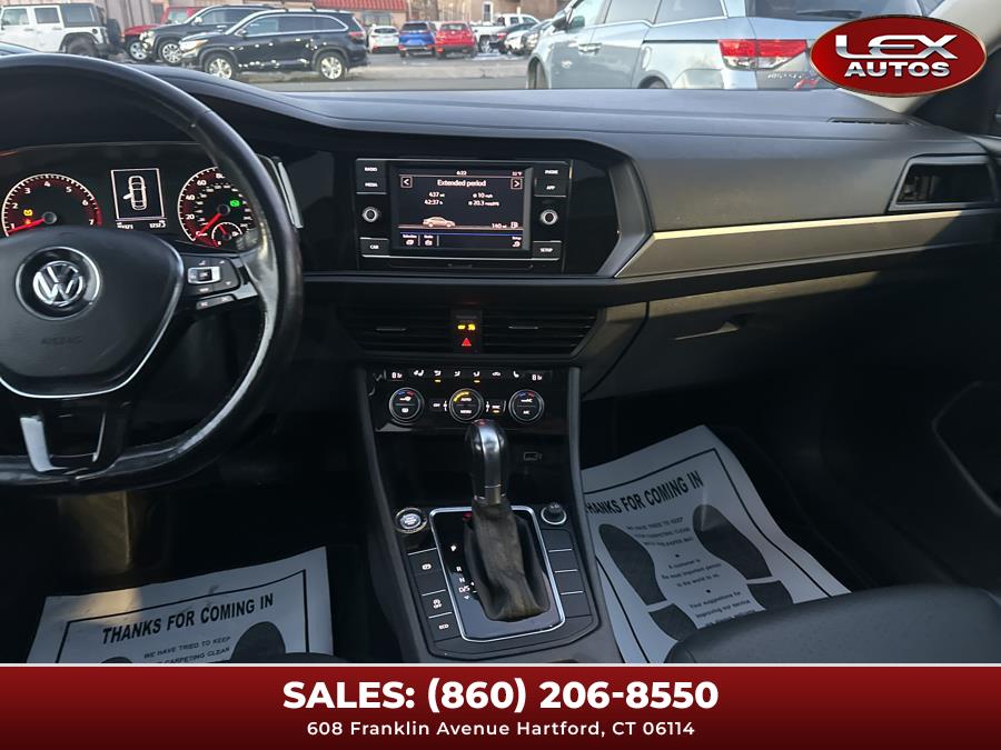2019 Volkswagen Jetta SE Auto w/SULEV photo