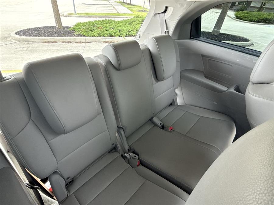 2017 Honda Odyssey EX-L photo